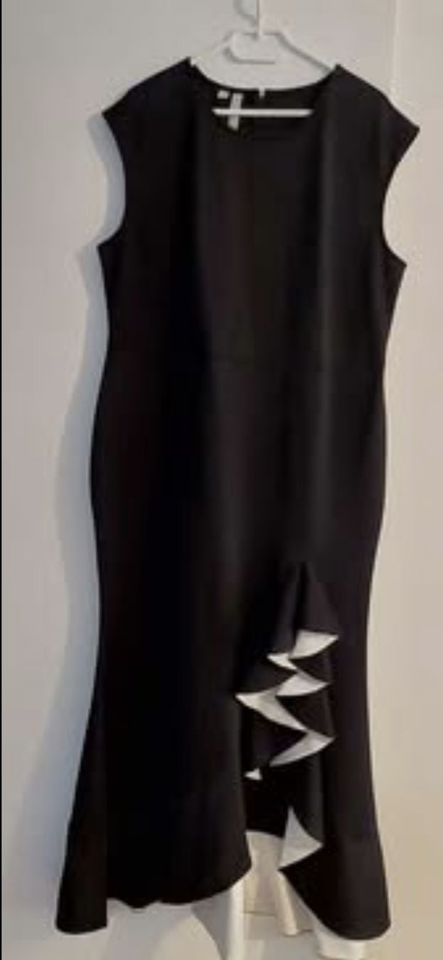 Vestiti: Damenkleid – Nuovo (secondo la descrizione) da Wislikofen venduto da Ana.Gomes