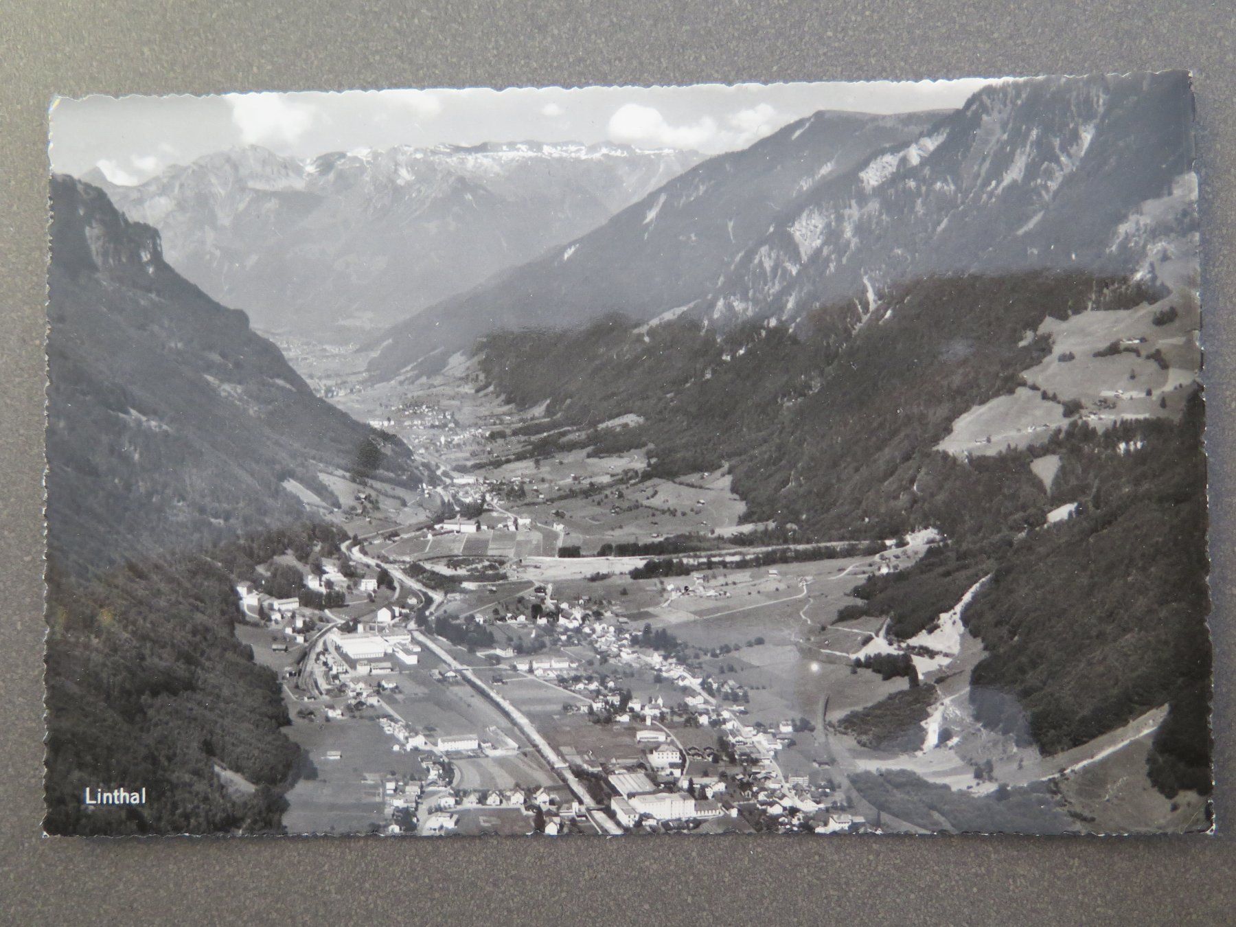 Cartoline postali: LINTHAL - FLUGAUFNAHME – Usato da Wittenbach venduto da lipasal