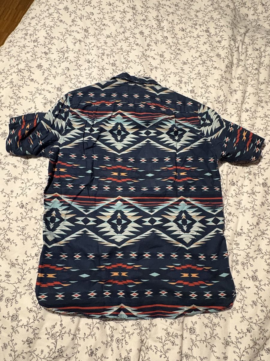 H&M Camicie: h&m – Usato da Roveredo GR venduto da pez_7fjy 2