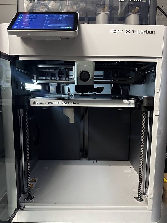 Bambu Lab 3D Drucker: Bambulab X1C AMS Combo – Gebraucht aus Gais von luk_2skm 1