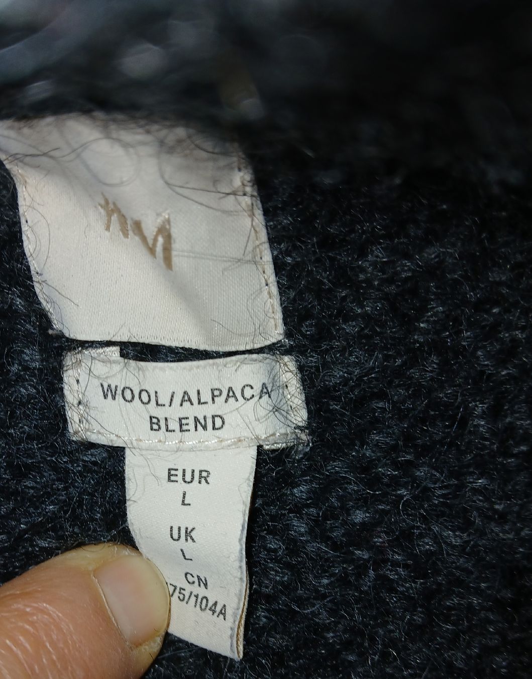 H&M Maglioni & Felpe: WOLLPULLOVER ALPACA H&M WOOL/ALPACA BLEND STRICKPULLOVER – Usato da Zug venduto da Primawa 1