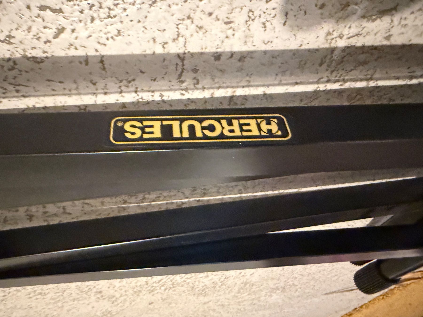 Hercules Supporti per strumenti musicali & leggii: Hercules EZ-LOK.  Keyboardständer – Usato da Aarau venduto da KorgPA 4