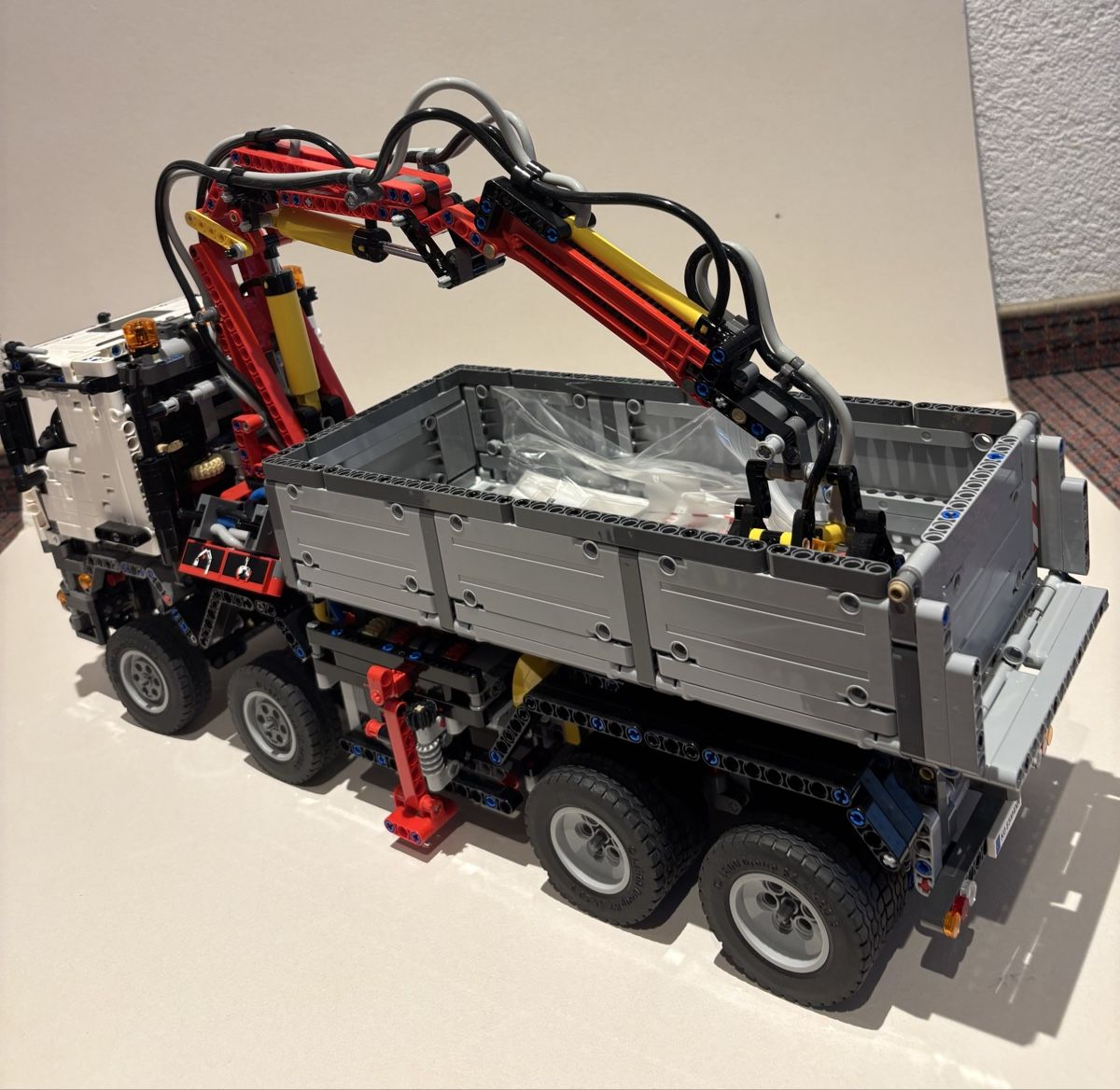 Lego Kit di costruzioni: LEGO Technic 42043 Mercedes Actros mit Kran – Usato da Obfelden venduto da Gruscha_1 3