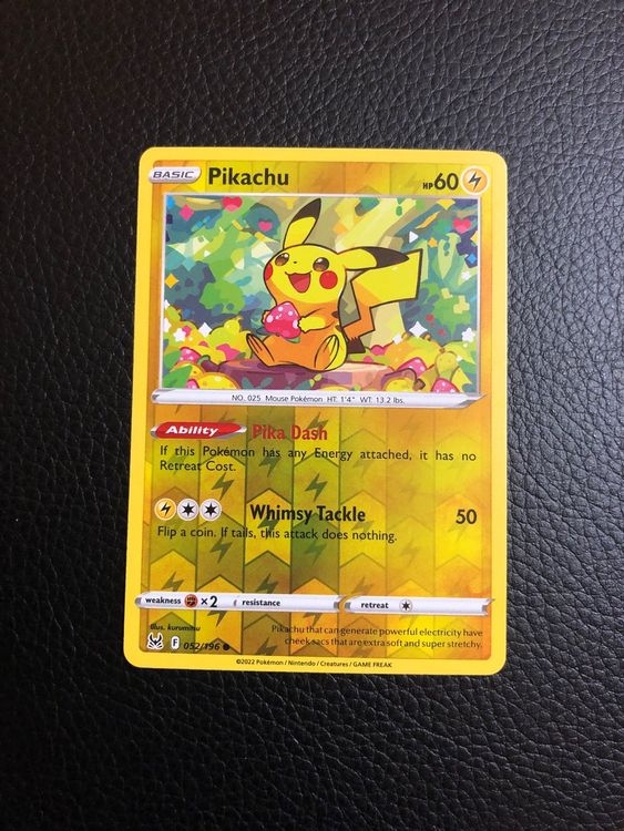 Pokemon - Pikachu 052/196 - Lost Origin - Reverse Holo - Carta Singola