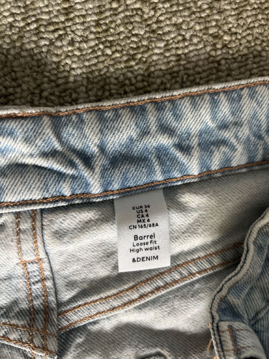 Jeans: Jeans light blue wide leg – Usato da Muri b. Bern venduto da viv_5lmr 3