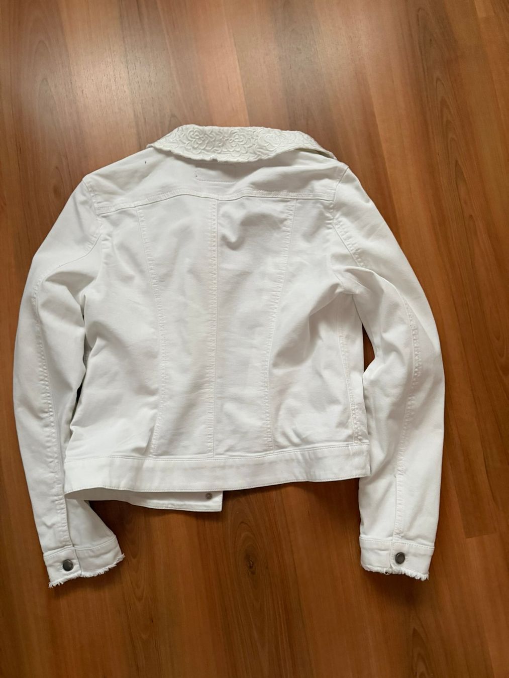 Marc Cain Giacche: Jeans Jacke Marc Cain – Usato da Burgdorf venduto da Bizeli 1
