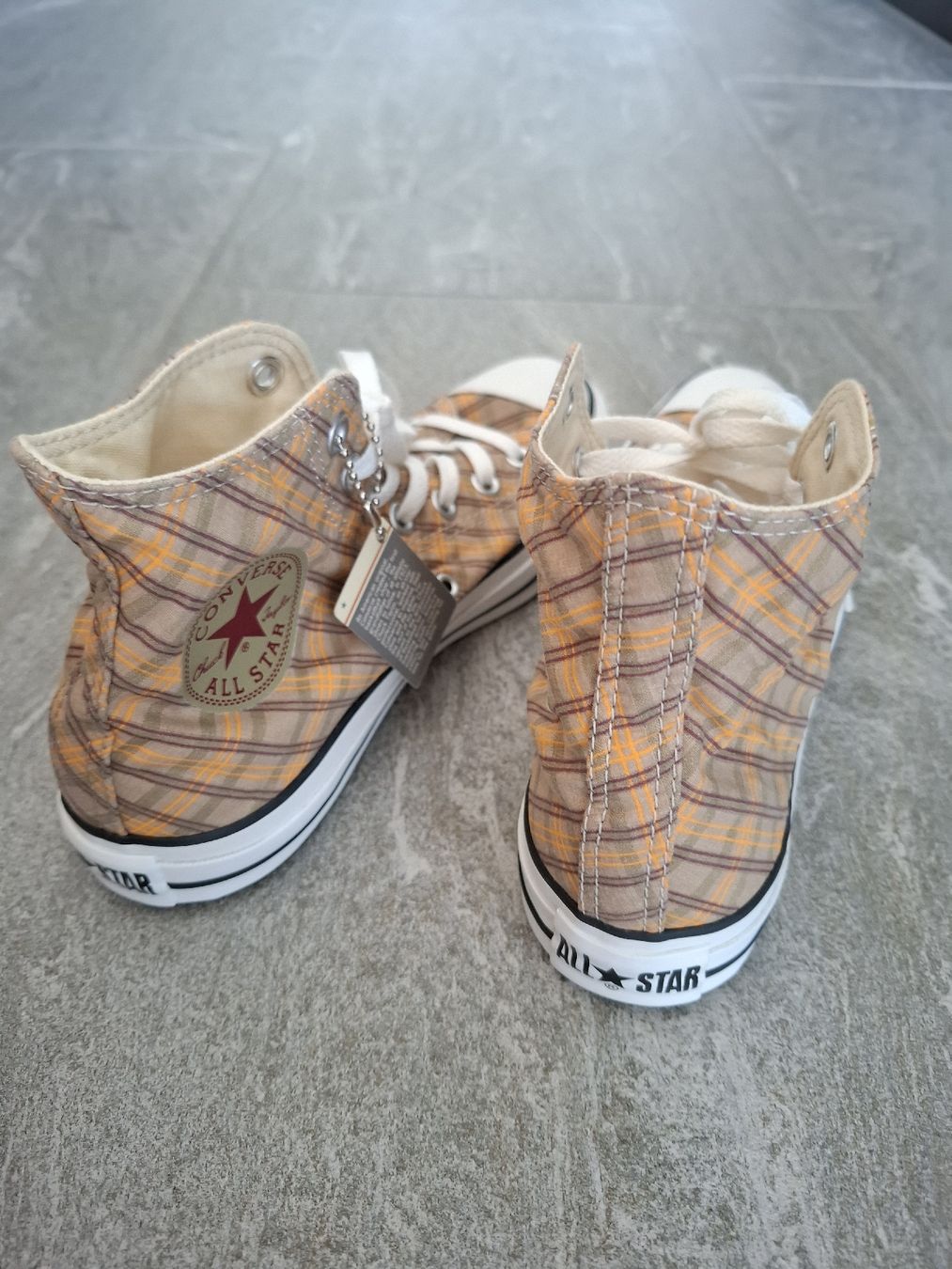 Converse Herrenschuhe: Converse Chuck, hoch, 39 – Neu und originalverpackt aus Hurden von Quadrille76 2