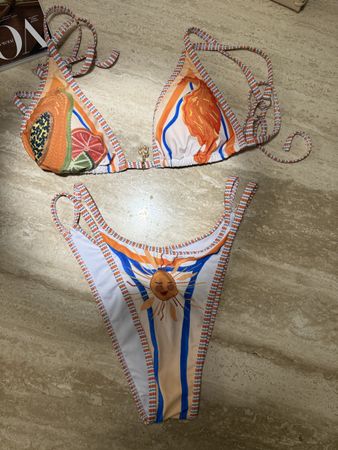 Bikini set tropical print size L