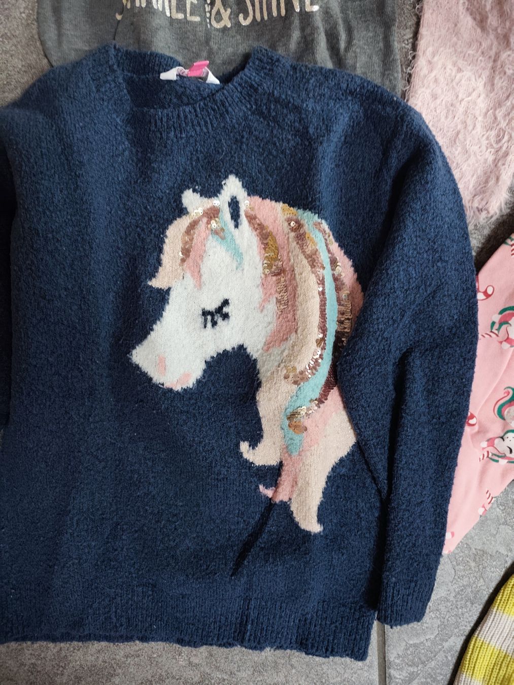 Pullover & Sweatshirts: Pullover Gr 122/128, 5 x – Gebraucht aus Fulenbach von meje0081 4