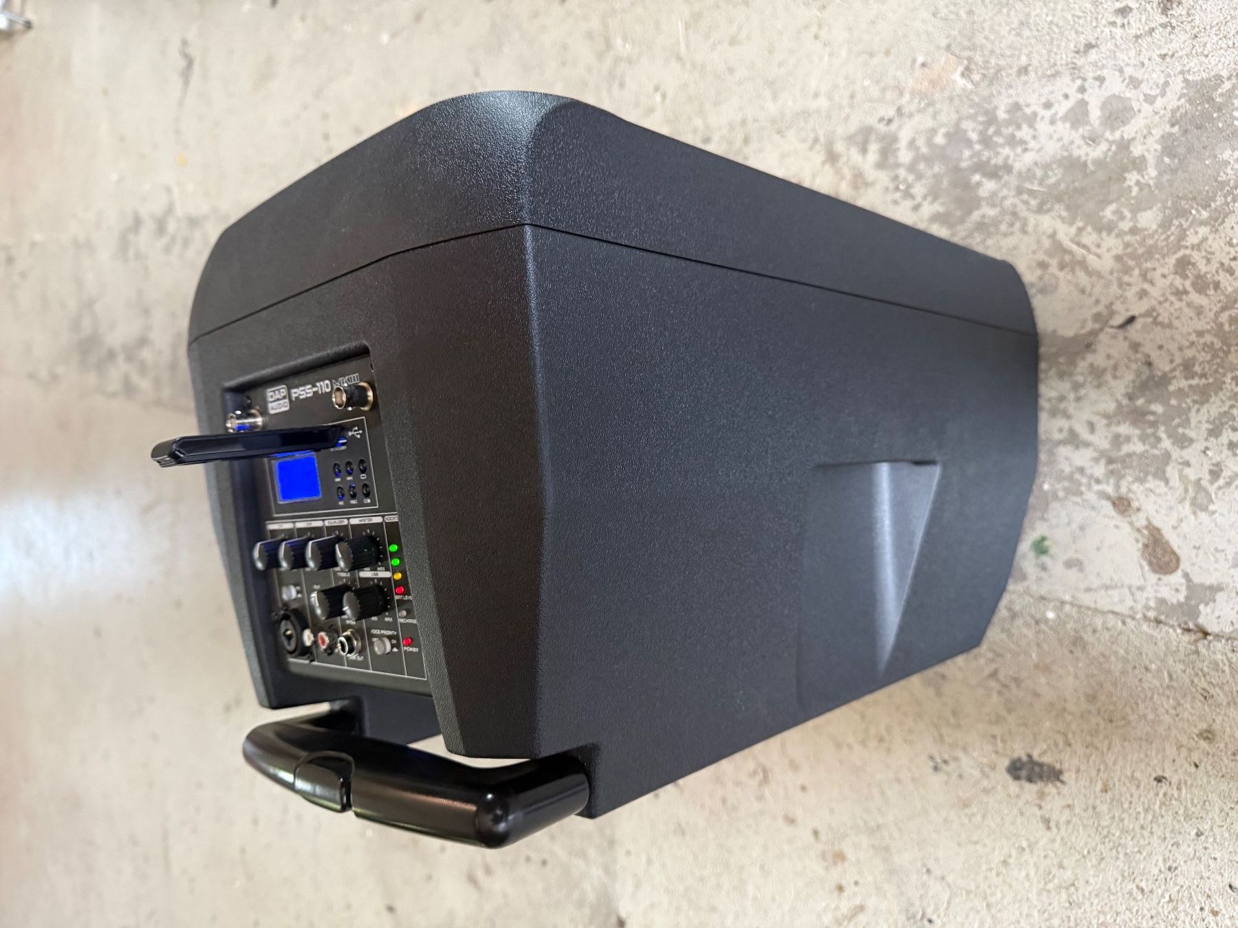 Lautsprecher: Système de sonorisation 10'' portable sur batterie. – Gebraucht aus Villars-Mendraz von pch63 1