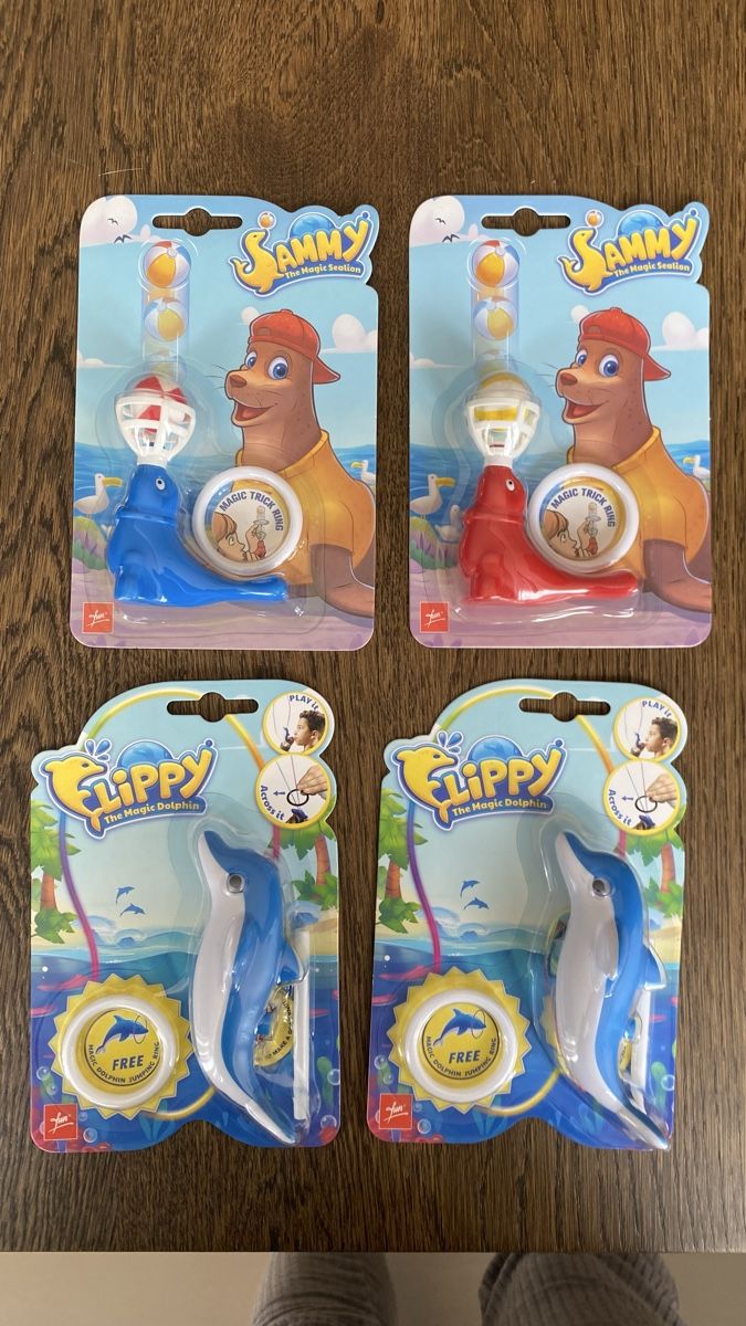 Giocattoli: 4 Geschicklichkeitsspiele Flippy & Sammy Delfin Robbe Neu – Nuovo e nell'imballaggio originale da Hochwald venduto da _biene_