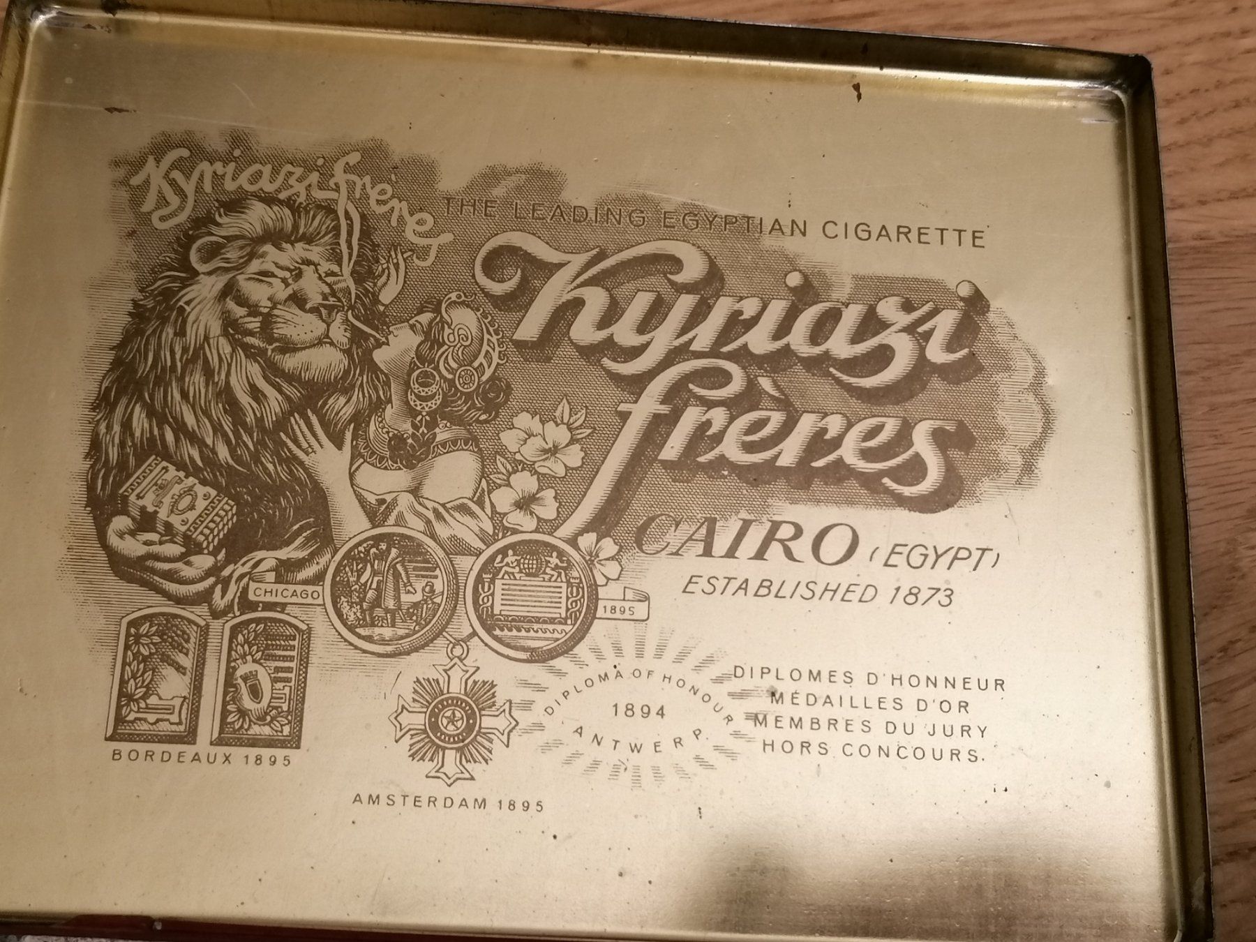Barattoli: Blechdose / Zigarettendose Kyriazi Freres – Usato da Basel venduto da vintagecollector 1