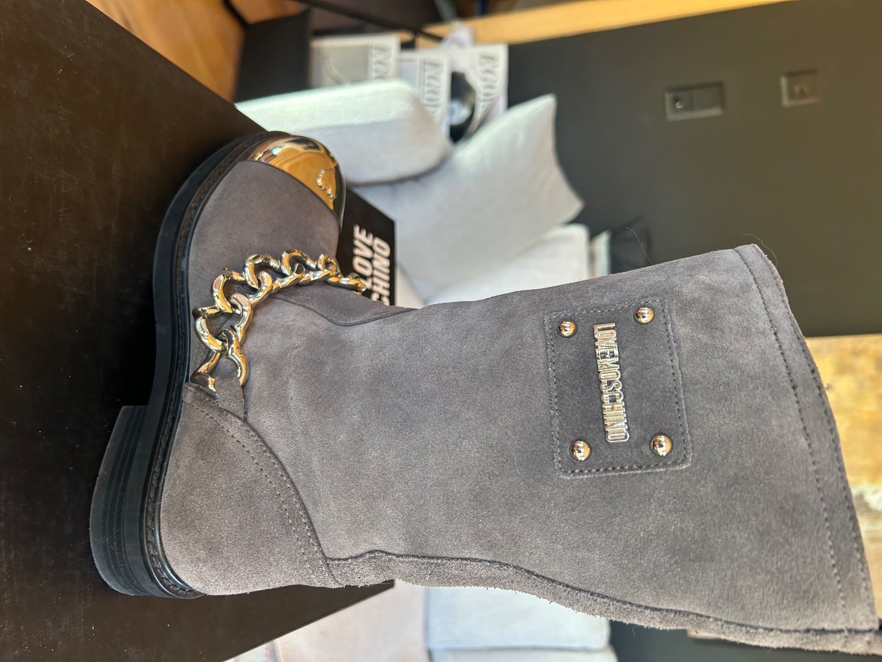 Bottes de soin: Bottes neuves – Neuf avec emballage d'origine à Les Diablerets par farinelli01 2