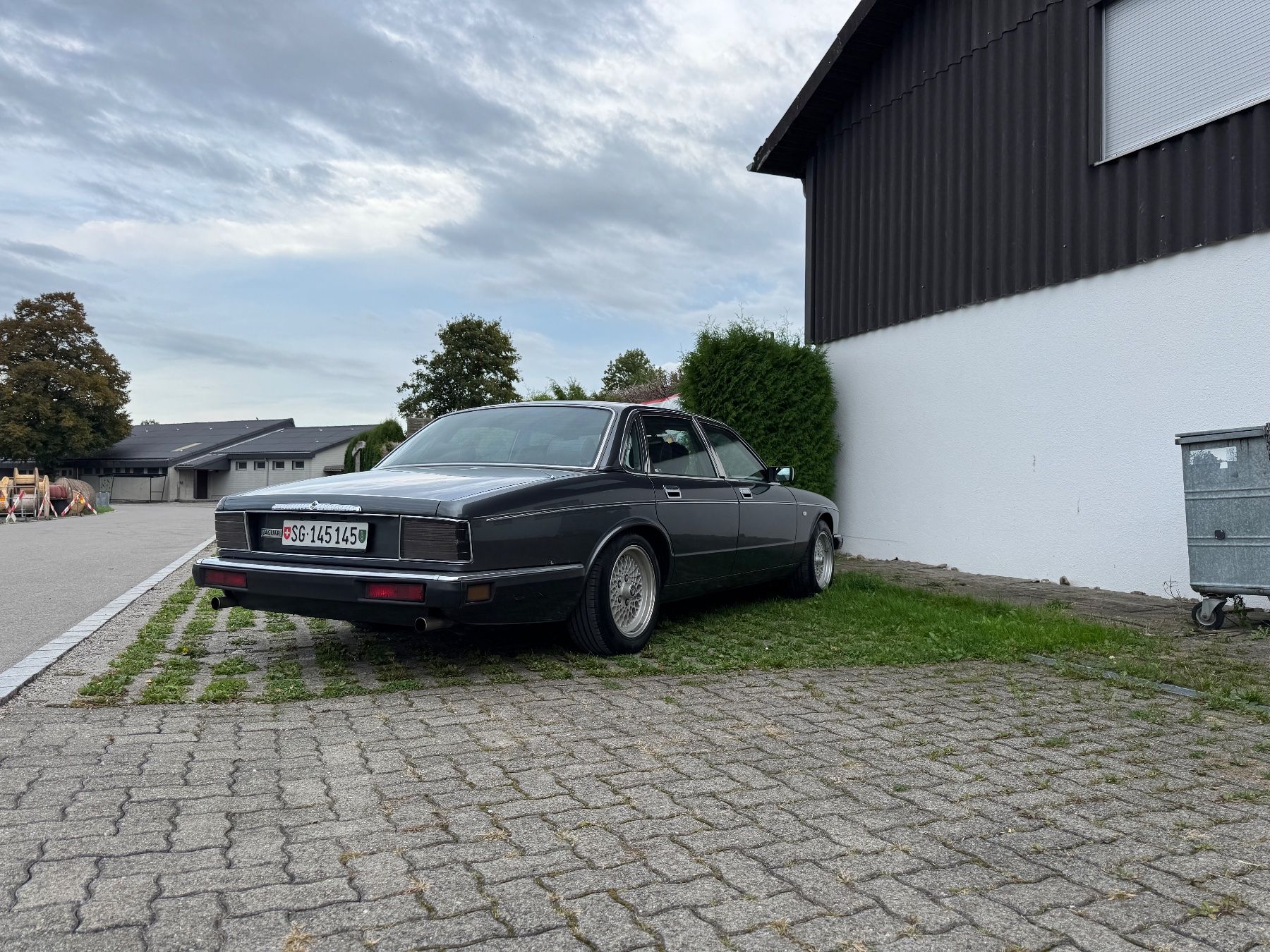 Automobili: 1994 Jaguar Daimler XJ40 – Usato da Wil SG venduto da art_bc5g 2