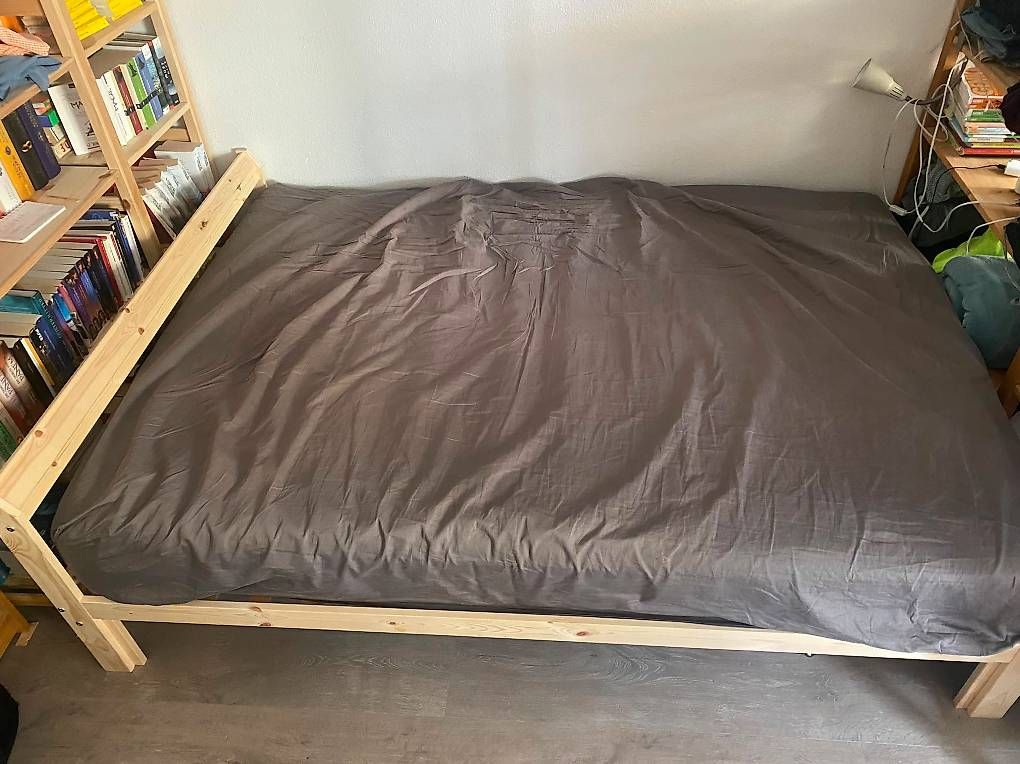 Ikea Betten: Bett, IKEA, Neiden, 140cm – Gebraucht aus Zürich von hil_fw7c 1