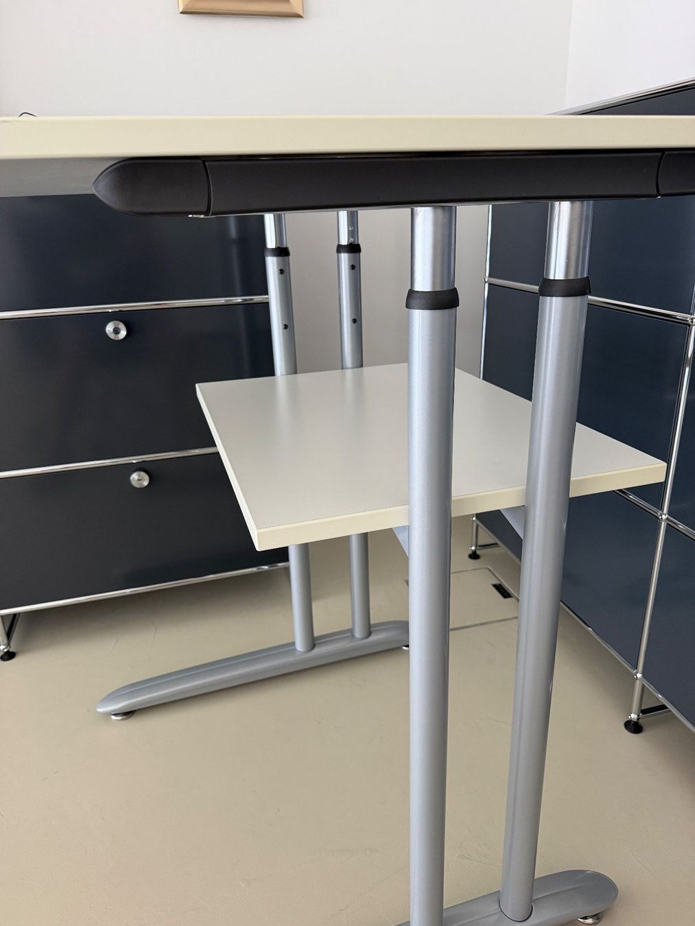 Scrivanie: Computer Hochtisch – Usato da Zug venduto da Sandylugano 2