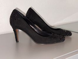 Lola Cruz Pumps mit Strasssteinen Gr. 37