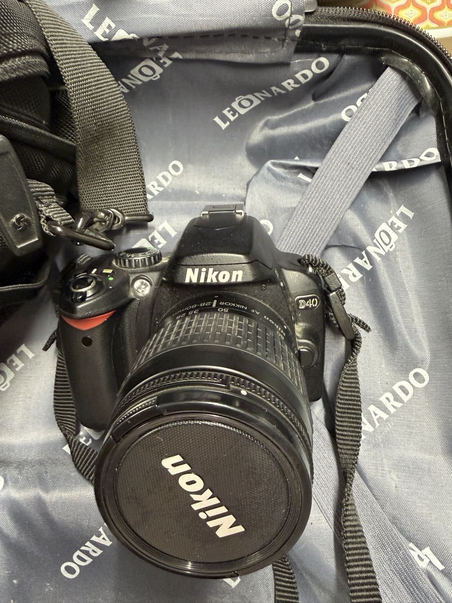 Nikon Fotocamera: Nikon D40 Set – Usato da Nebikon venduto da Vanessa2003 7