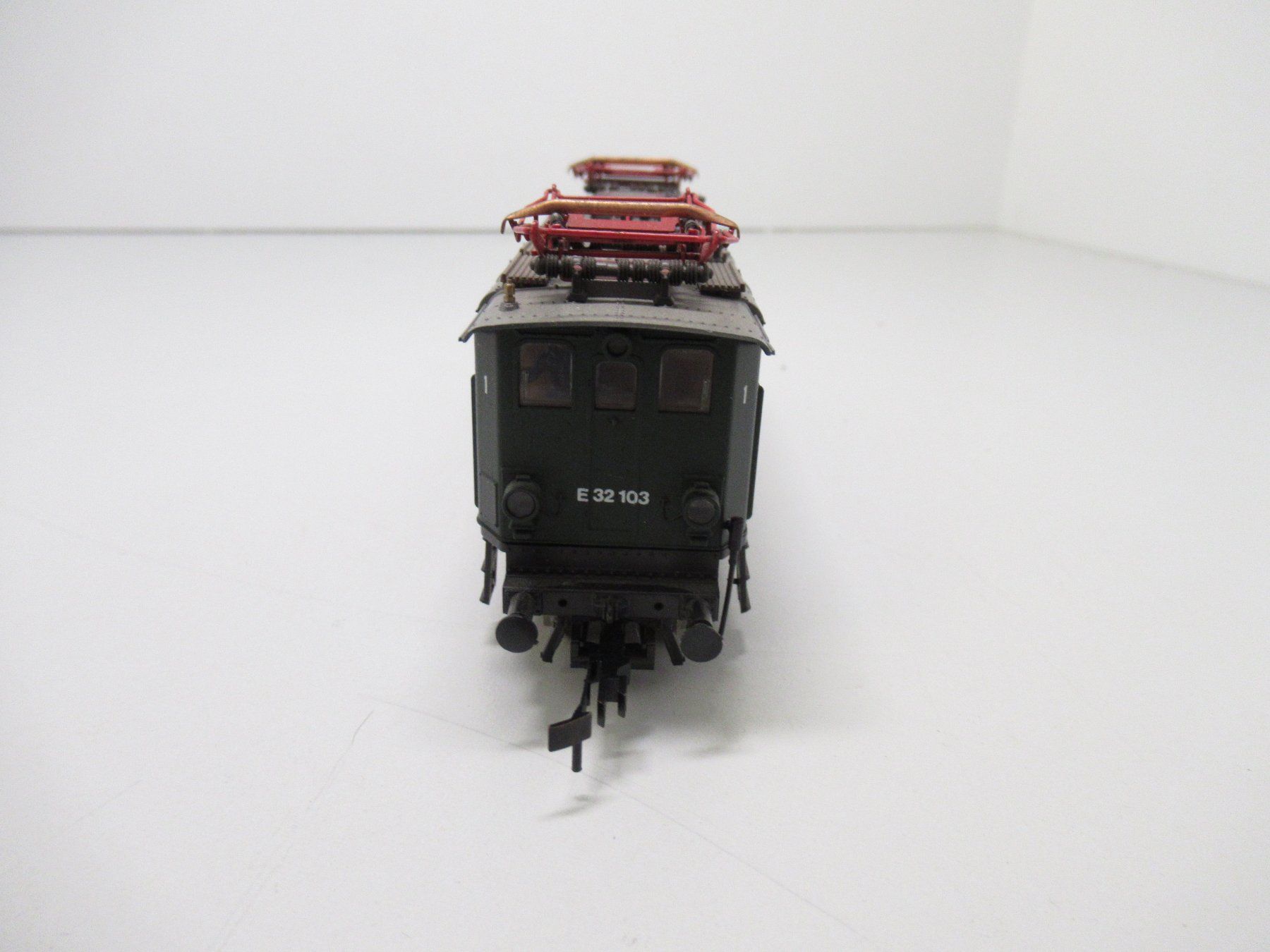 Roco Modellini di ferrovie: Roco 04145S E-Lok E 32 Deutsche Bahn Elektro DC Analog H0 – Usato da Basel venduto da mhmarken 3
