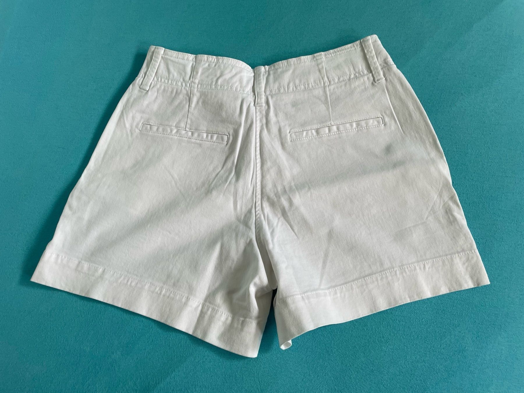 H&M Hosen: H&M Shorts 2 Stück – Gebraucht aus Basel von Robyn20 1
