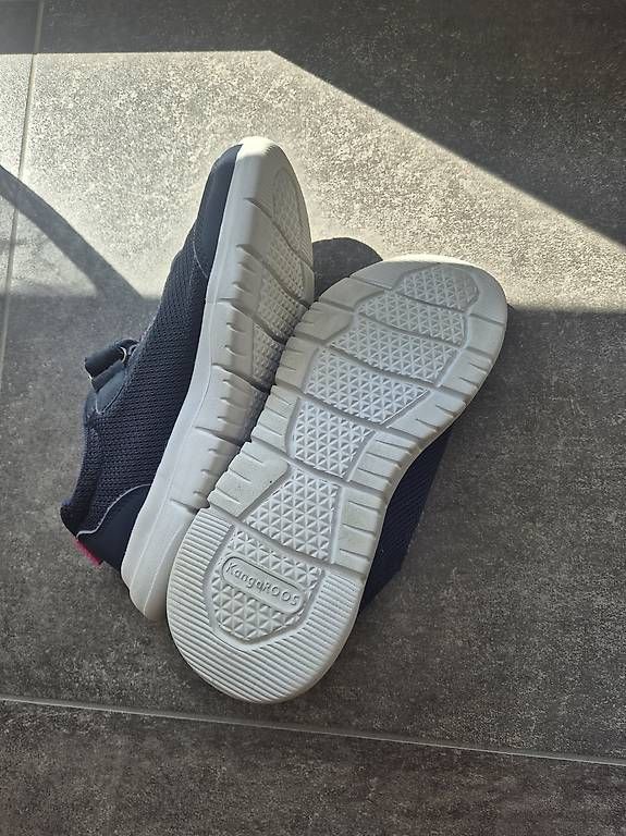 Scarpe per ragazzi: Turnschuhe 35 – Usato da Moosseedorf venduto da shu_xbn8 1