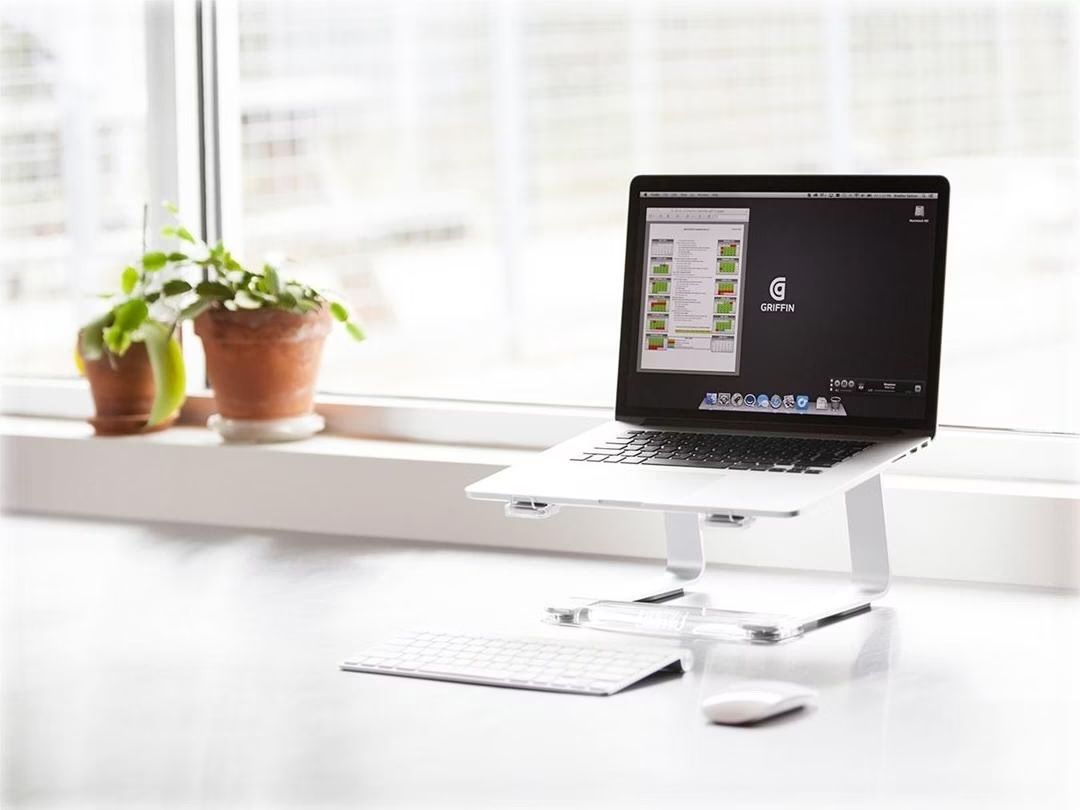 Racks & Cavalletti: Laptop Ständer Griffin Elevator – Nuovo (secondo la descrizione) da Pfaffhausen venduto da Cosinus1 3