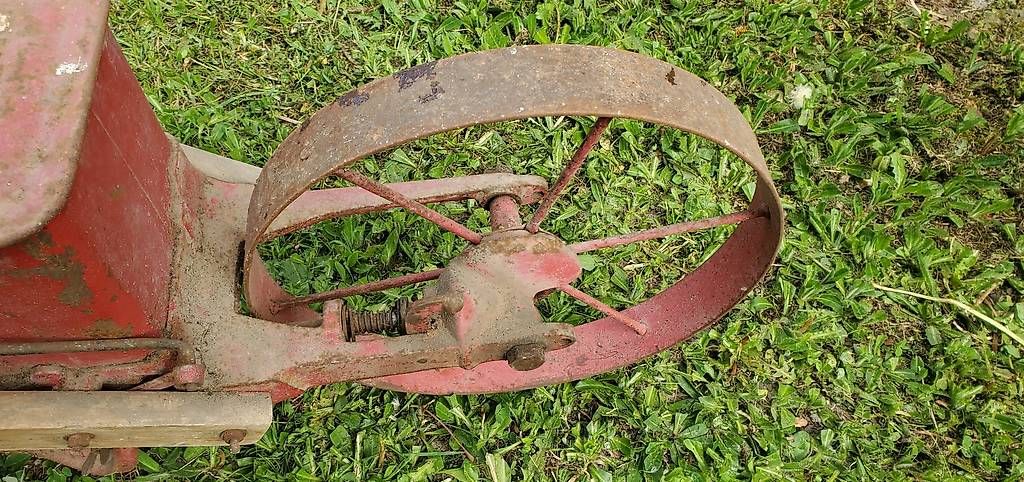 Alle Maschinen: Handsähmaschine Bucher Planta – Gebraucht aus Wetzikon ZH von Rya 1