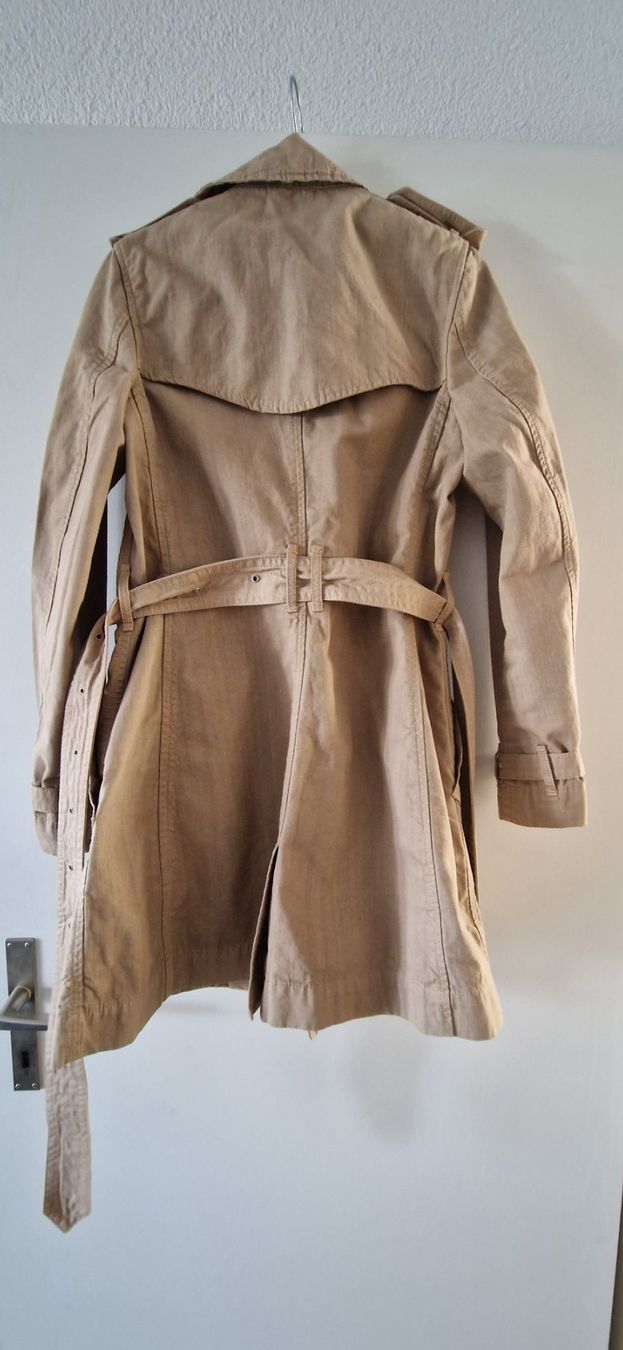 Burberry Cappotti: Trenchcoat Burberry – Usato da Winterthur venduto da Tulipane 4