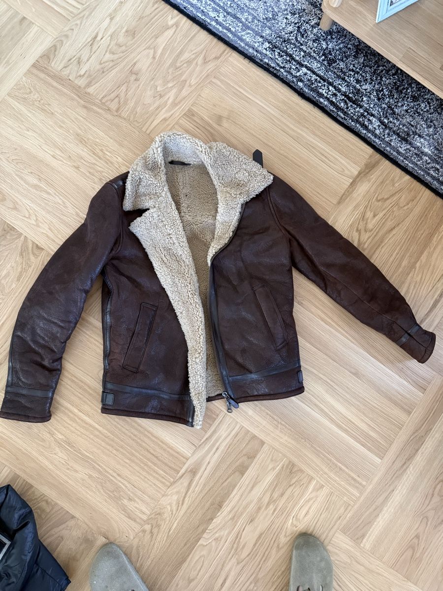 Massimo Dutti Giacche: Brown Leather Shearling Lined Winter Jacket - Massimo Dutti  – Usato da Zürich venduto da max_9ym2