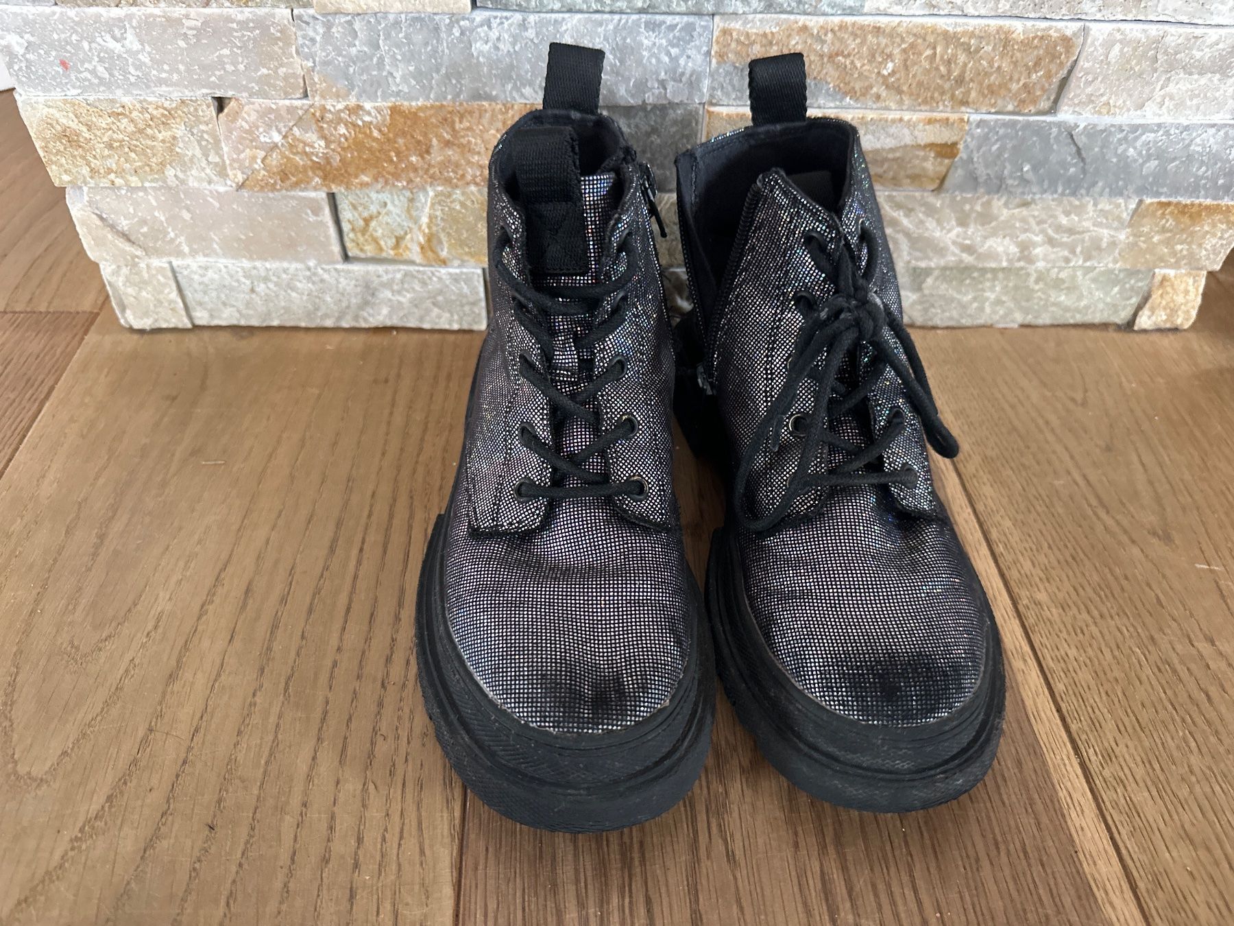 Zara Schuhe für Mädchen: Glitter Schuhe – Gebraucht aus Wettingen von Violete01 2