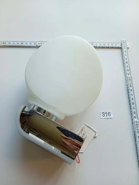 Lampade: Wandlampe / Badezimmerlampe Chrom mit Milchglas – Nuovo (secondo la descrizione) da Ittigen venduto da LuckyLiq 1