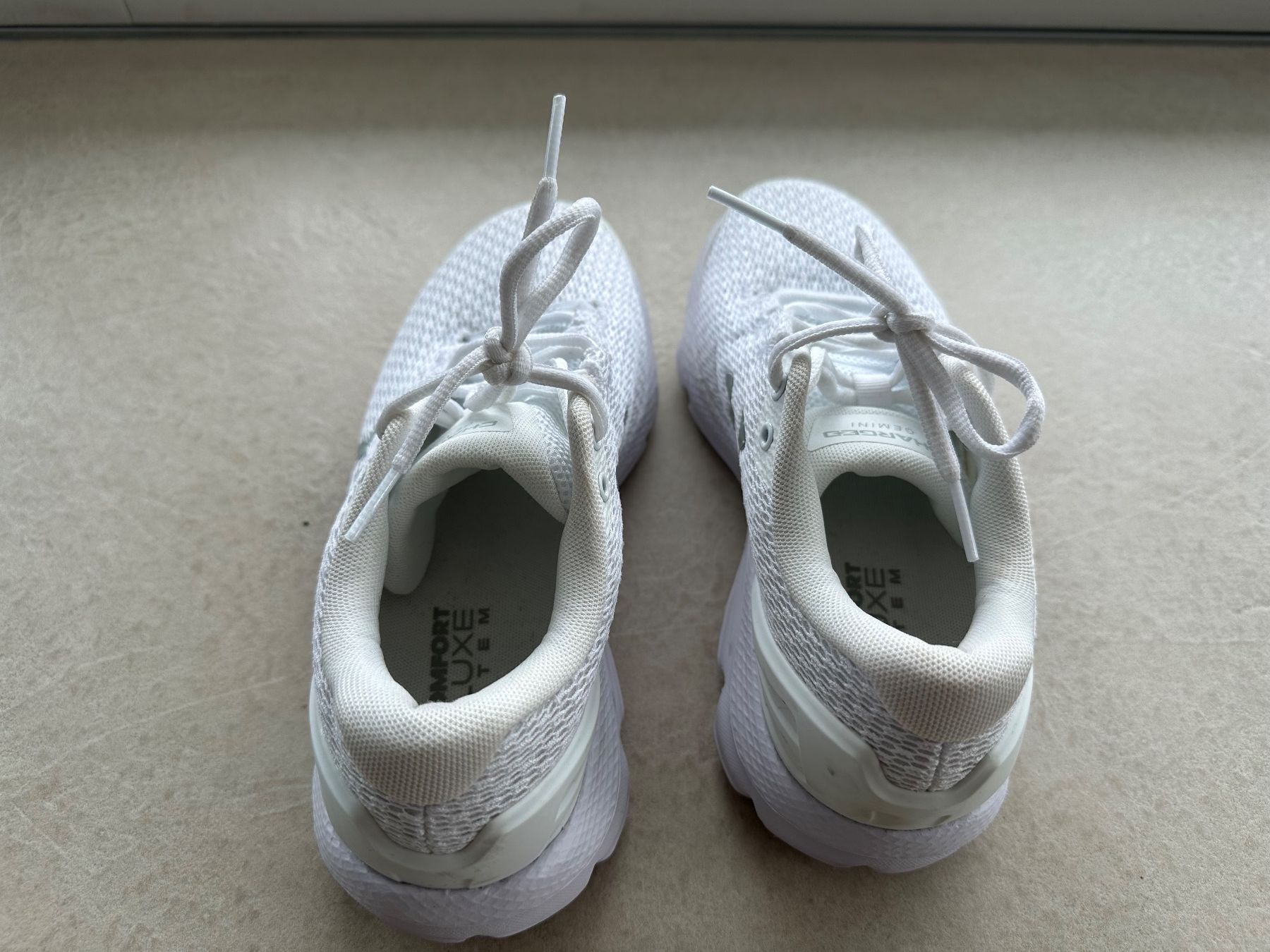 Under Armour Scarpe da donna: Under Armor Sneaker weiss Grösse 38 – Usato da Unterterzen venduto da mor_nv9n 2