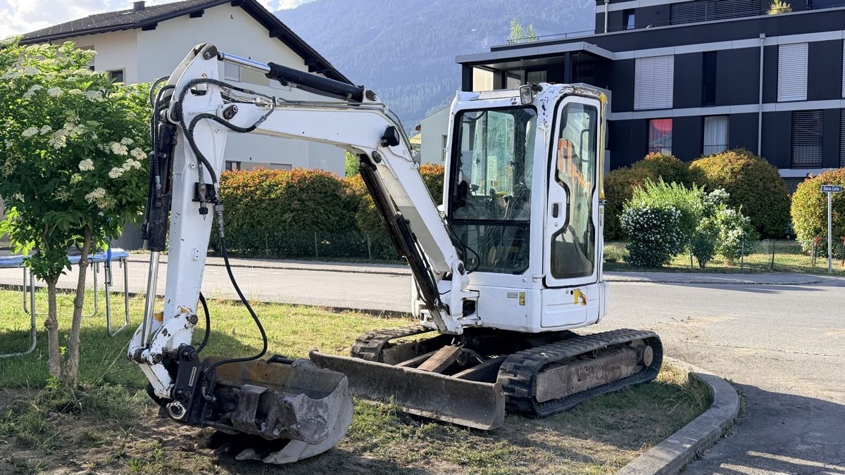 Caterpillar Bagger: CAT 303.5C Raupenbagger – Gebraucht aus Bonaduz von A13_Automobile