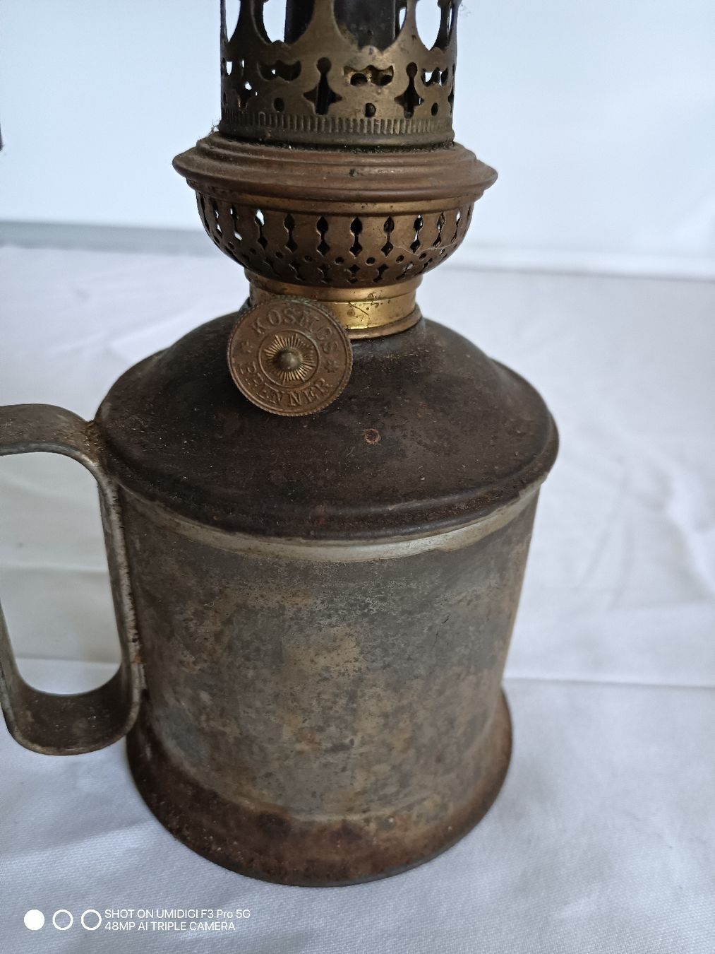 Lampade: Alte Öllampe mit Reflektor, Metall, gebraucht – Usato da Aarwangen venduto da to-hirschi 3