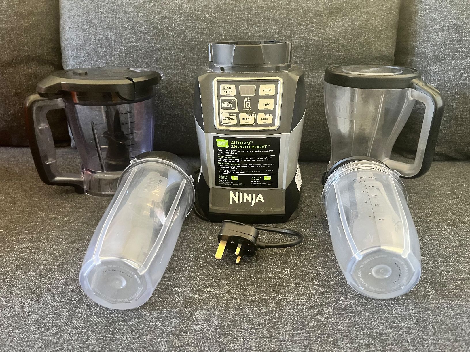 Elettrodomestici da cucina: Ninja Auto-iQ Smooth Boost Blender & Food Processor – Usato da Winterthur venduto da ama_6khv