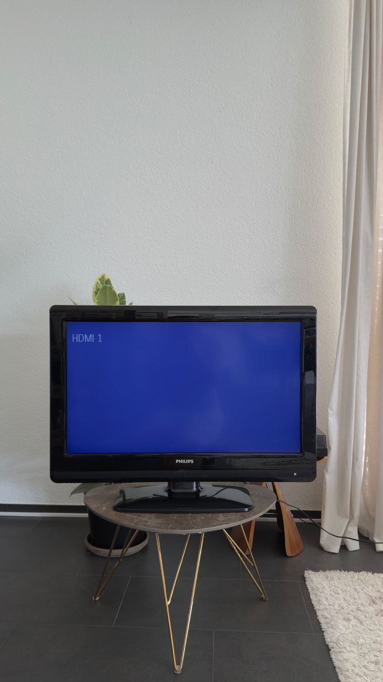 Philips Televisori: Philips 32 Zoll LCD-Fernseher – Usato da Frick venduto da sku_rm7n 2