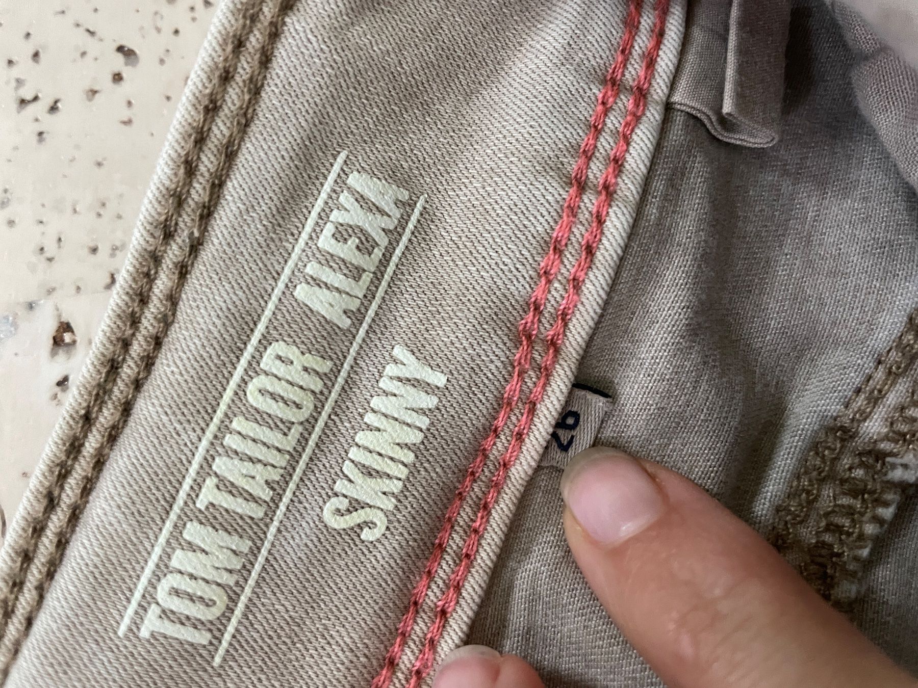 Tom Tailor Jeans: Skinny Jeans Tom Tailer beige Size 26 – Usato da Volketswil venduto da n_r_5gdf 4