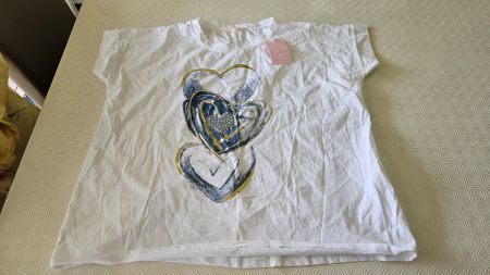 Maglietta bianca con cuori misto cotone tg. L/XL nuova