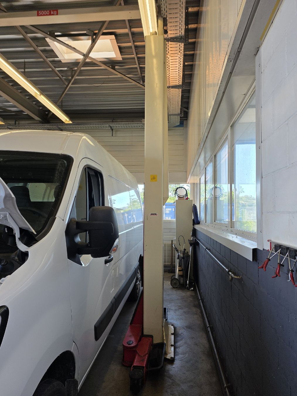 Piattaforme elevatrici & Crick: 5 Tonnen Autolift – Usato da Eiken venduto da Keropower 1