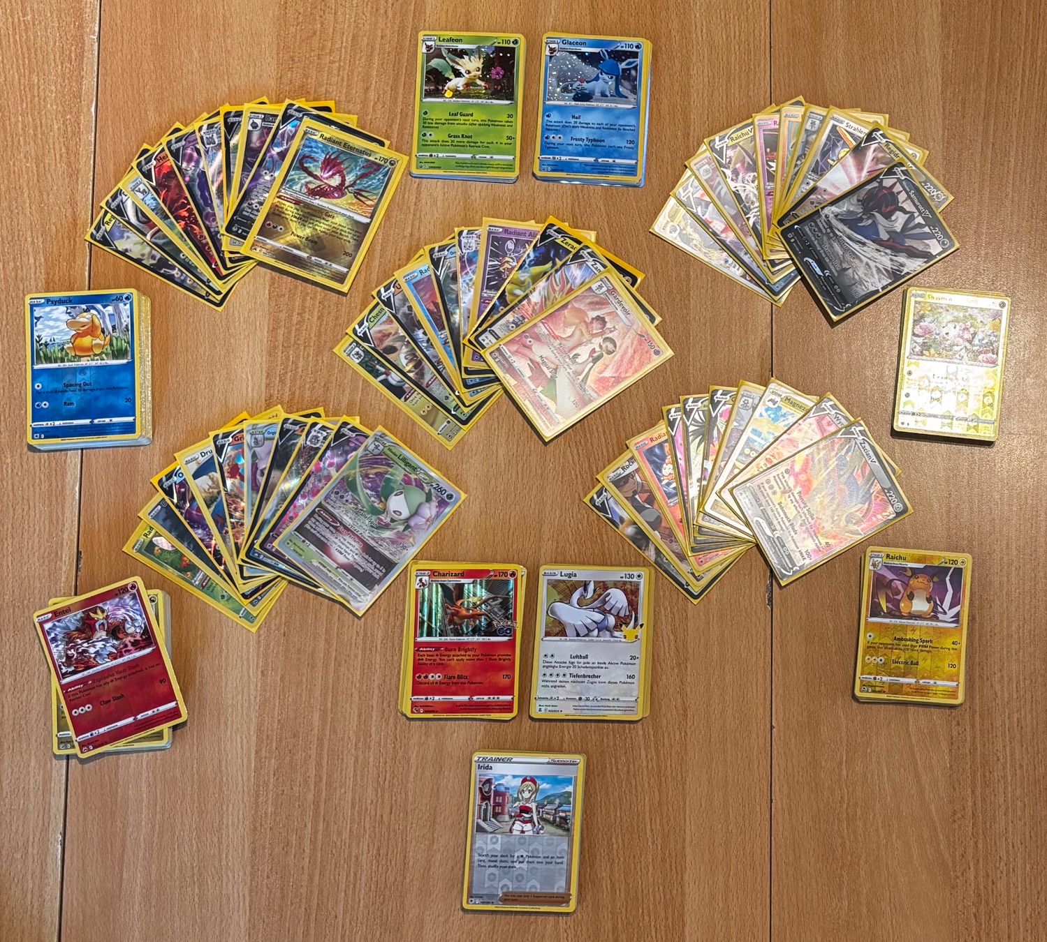 Pokémon Sammelbilder & Trading cards: Grosse Pokémon Sammlung Schwert & Schild – Gebraucht aus Oberdorf BL von Jacepa20