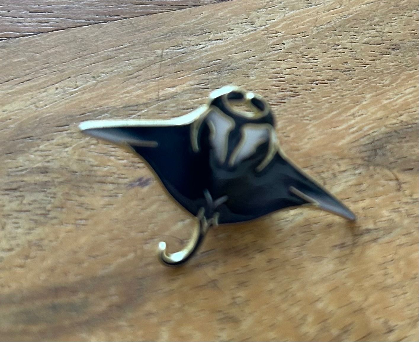 Plaketten & Abzeichen: Pin Manta Rochen – Neu und originalverpackt aus Geneve von vane267