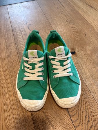 Cariuma Sneakers Gr. 39