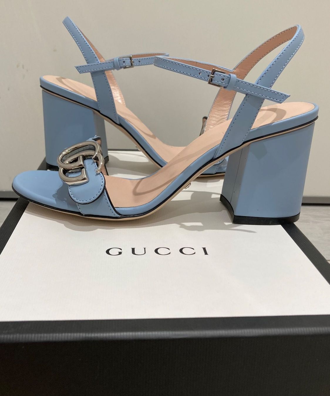 Gucci Scarpe da donna: Gucci Sandali no. 36 – Usato da Paradiso venduto da Kayakara 3