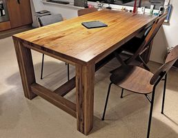 Massiver Holztisch, Top Zustand