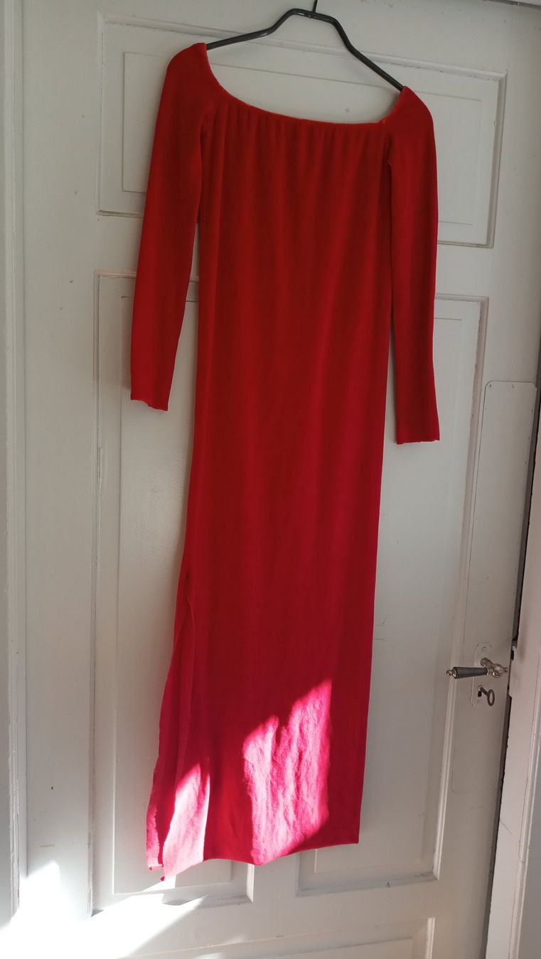 Vestiti: Romantisches Samtkleid Abendkleid Maxikleid mit Schlitz XS – Usato da St. Gallen venduto da Hereplaysmusic