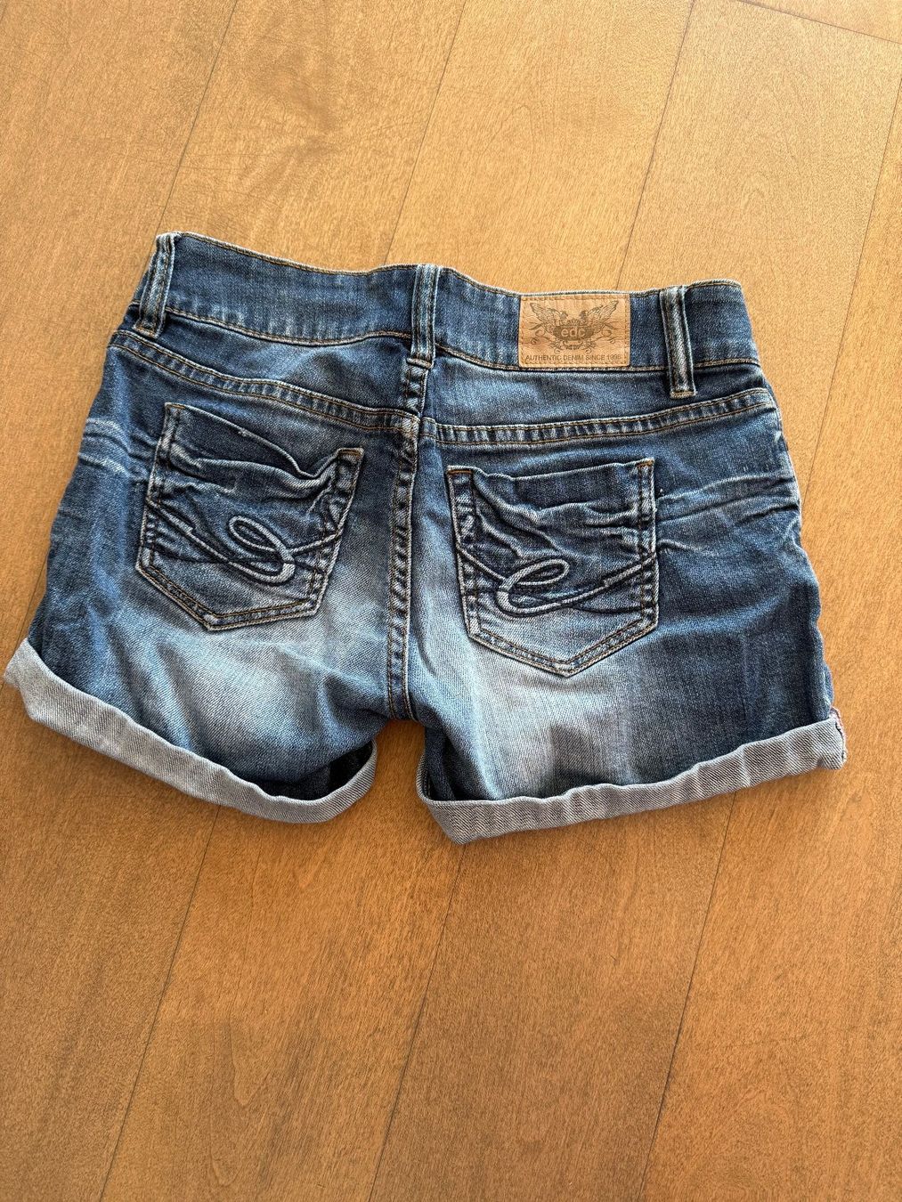 Esprit Pantaloni: EDC by ESPRIT - Hotpants in Gr.25 – Usato da Meilen venduto da kleisi01 1