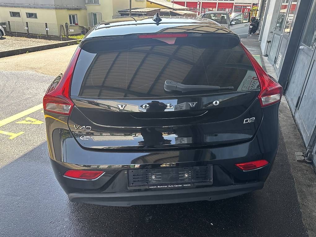 Autos: Volvo V40 D2 – Gebraucht aus Luzern von SwissGarage2020 2