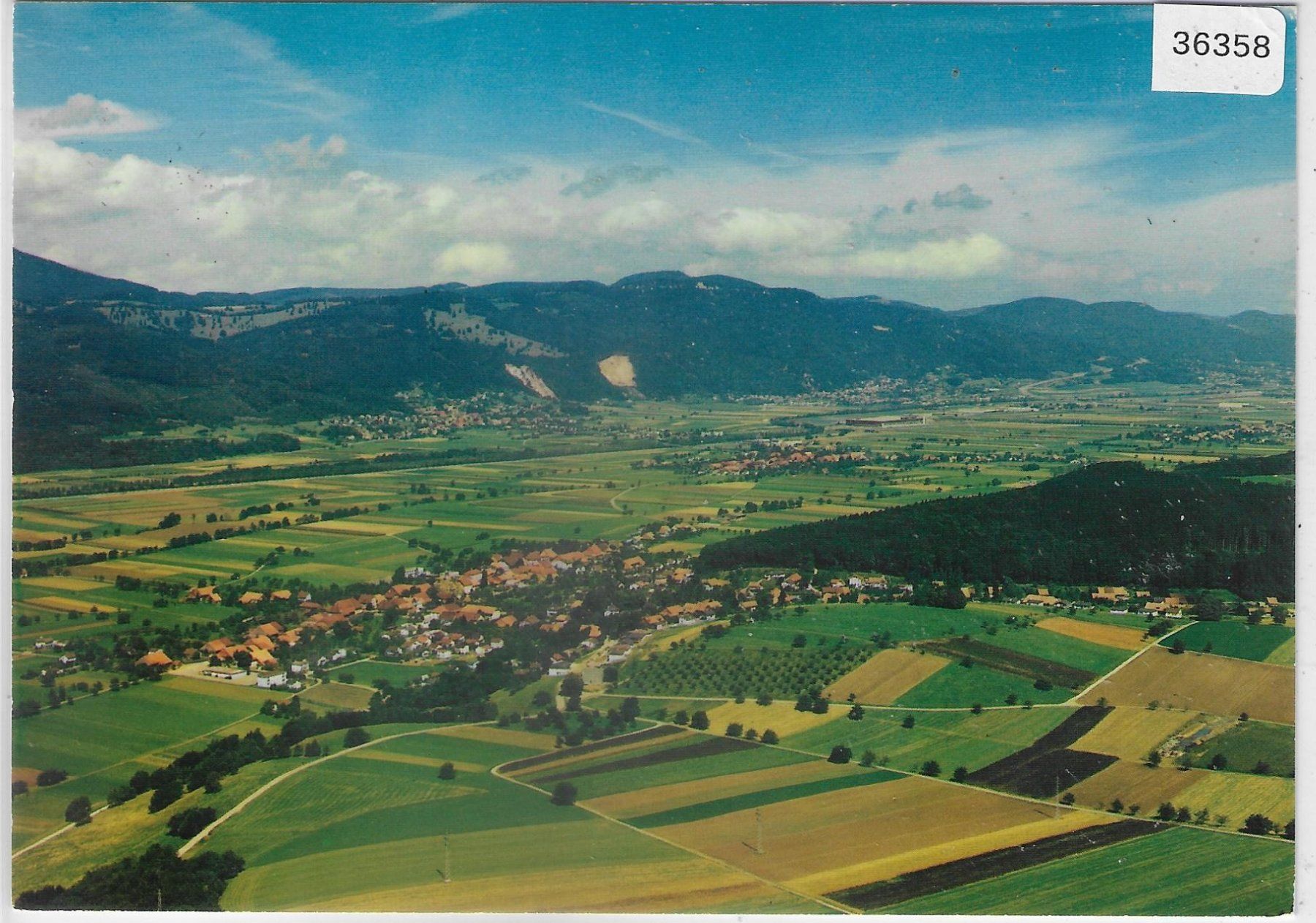 Cartoline postali: Flugaufnahme Kestenholz SO – Usato da Ettingen venduto da Kartenplanet