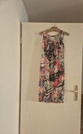 Damen Sommerkleid, Ärmellos mit Blumenmuster, S, Polyester