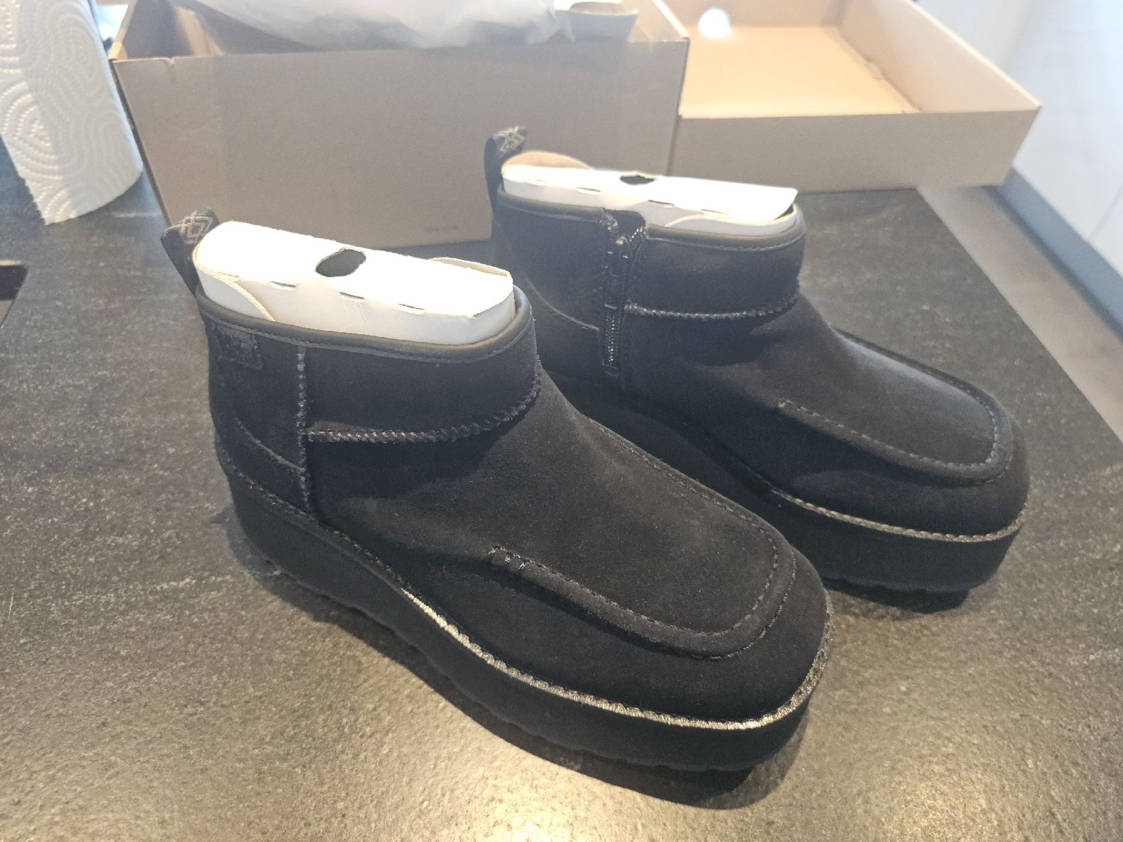 Ugg Damenschuhe: Neuves- UGG Cityfunc Ultra Mini taille 39 – Neu und originalverpackt aus Attalens von mar_rq8k 1